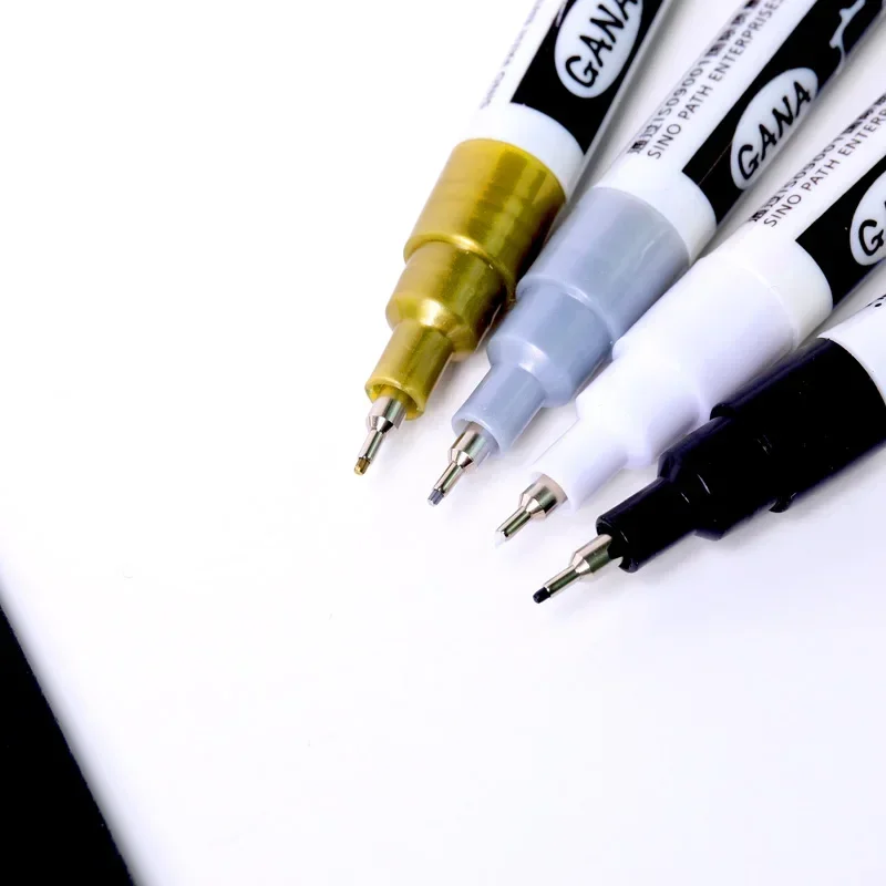 Model Kit Markers - 4 개/대 오일 기반 흰색 검정색