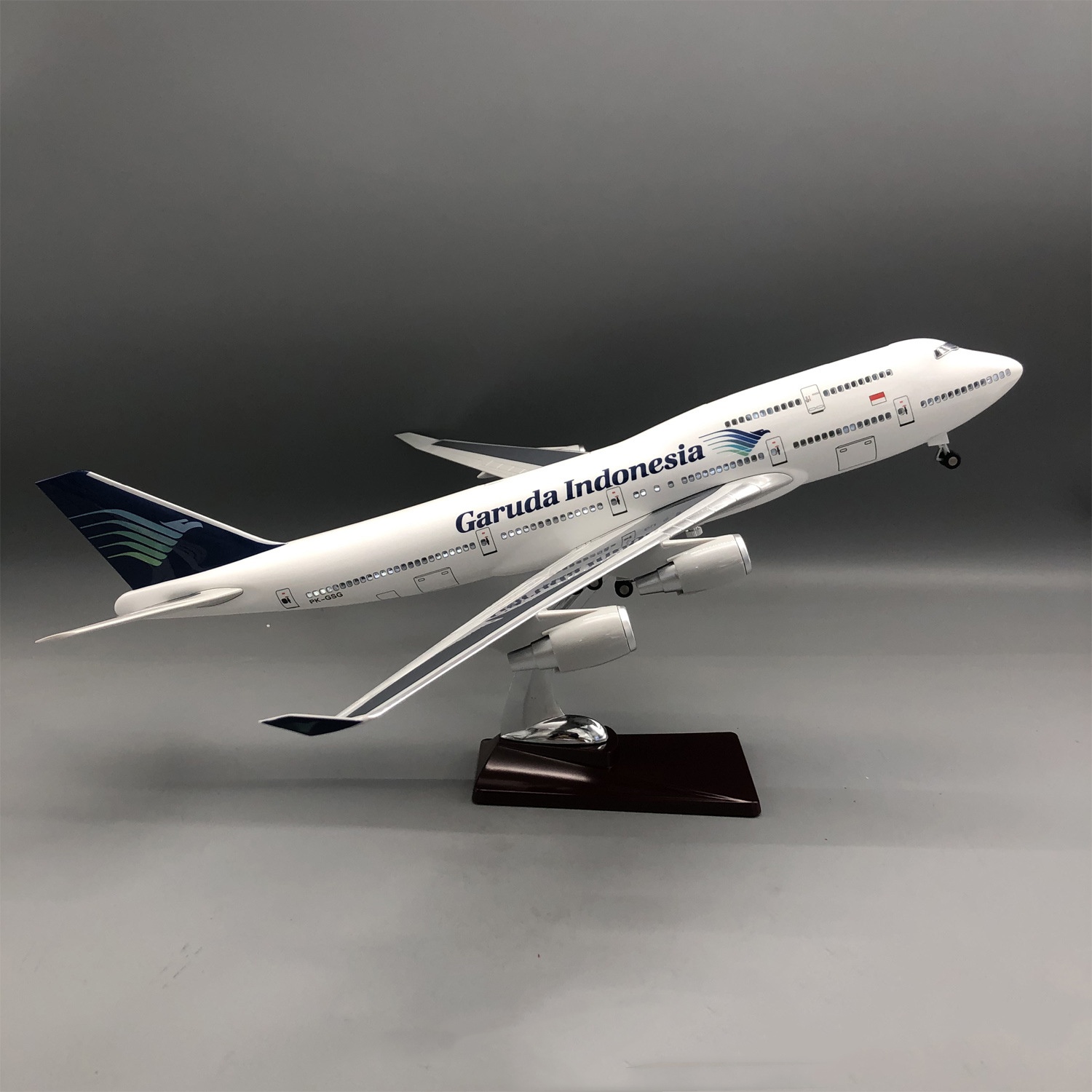 Model Kit Indonesia - 47cm 다이캐스트 레진 항공기 B747 가루다