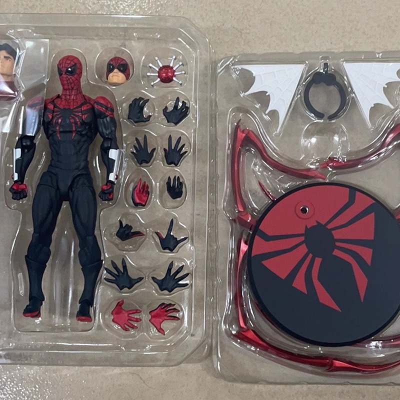 Model Kit Ultron - 핫토이즈 슈페리어 스파이더맨 마일즈 모랄레스 관절형