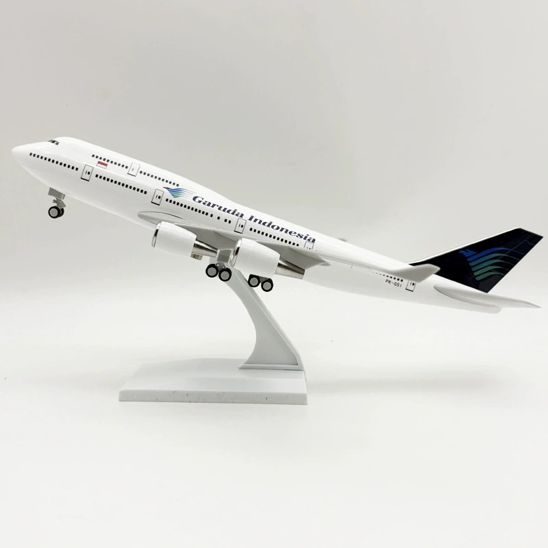 1/240 스케일 가루다 인도네시아 B747 비행기 모 - Model Kit Indonesia 리뷰 및 가격