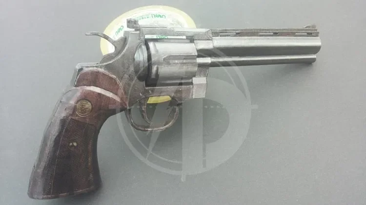 1:1 리볼버 파이썬 건 3D 종이 모형 DIY 수제  - Model Kit Revolver 리뷰 및 가격